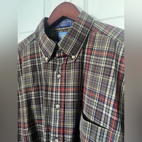 Men’s Pendleton 100% Virgin Wool Plaid Button Down | Size XL - Picture 2 of 10